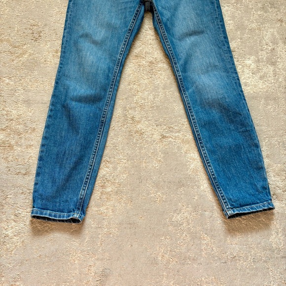 Everlane Mid-Rise Ankle Length Blue Denim Skinny Jeans Size 26 - Picture 5 of 12